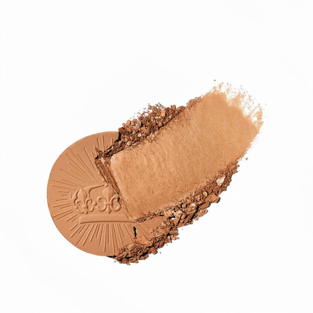 Labs divine Bronzer.